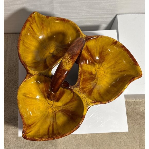 Blue Mountain Pottery Divided Dish Harvest Gold Nuts Condiments Candy Handle MCM - Picture 2 of 9